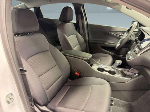 Used 2025 Chevrolet Malibu LT FWD image 31