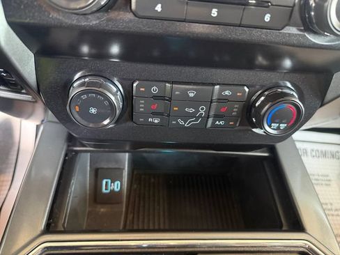 Used 2022 Ford F250 XLT w/ XLT Premium Package AWD/4WD image 12