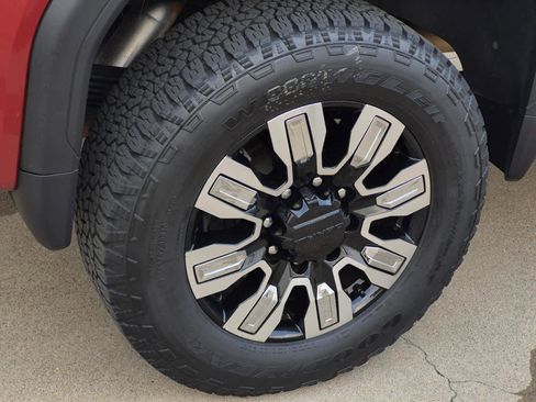 Used 2024 GMC Sierra 2500 Denali w/ Denali Reserve Package image 7