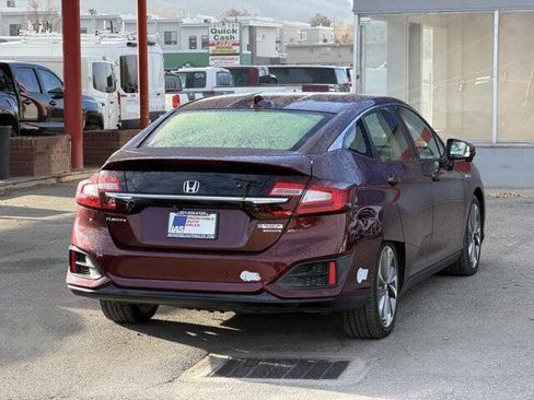 Used 2018 Honda Clarity Touring image 4