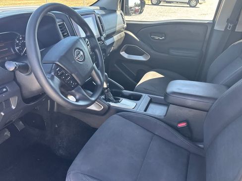 Used 2022 Nissan Frontier SV RWD image 14