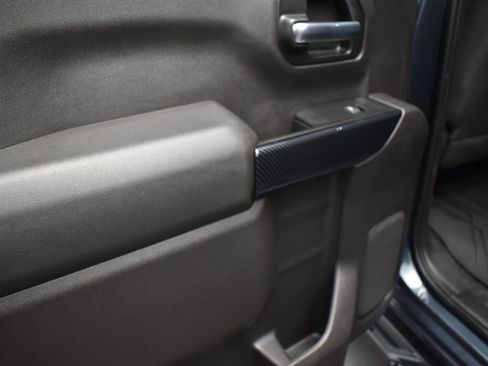 Used 2020 Chevrolet Silverado 1500 LT w/ Texas Edition image 15