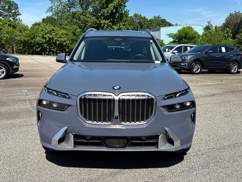 Used 2023 BMW X7 xDrive40i AWD/4WD image 2