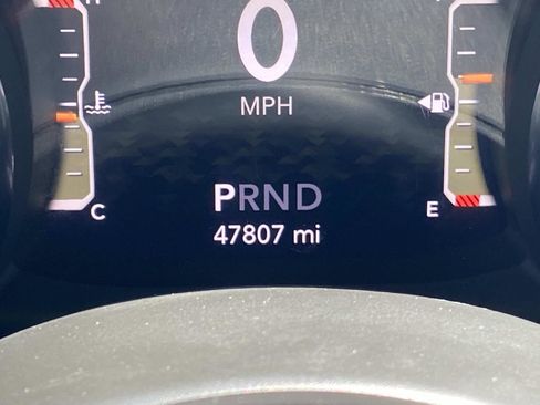 Used 2022 Jeep Wrangler Unlimited Sahara AWD/4WD image 43