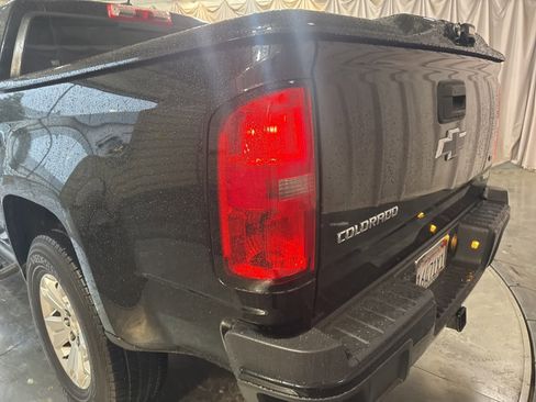 Used 2016 Chevrolet Colorado LT w/ LT Convenience Package image 10