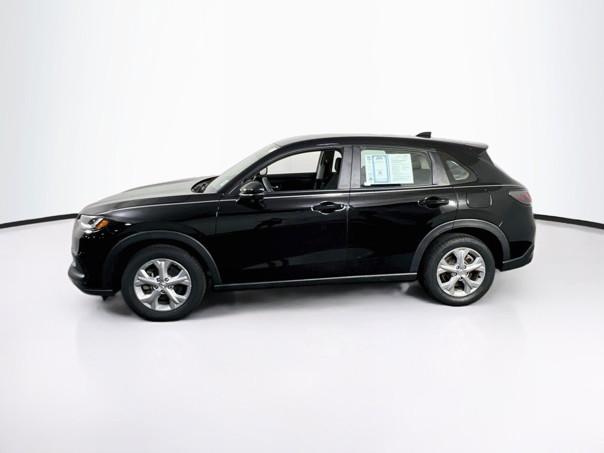 Used 2023 Honda HR-V LX image 8