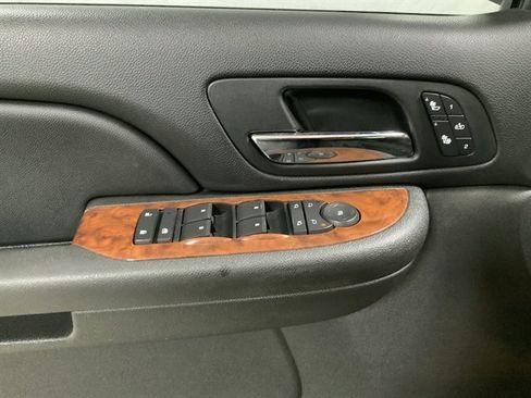 Used 2007 Chevrolet Silverado 1500 LTZ w/ Safety Package AWD/4WD image 24
