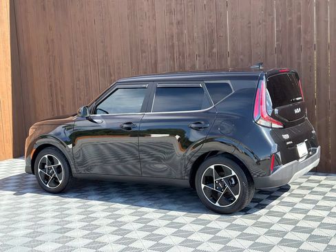 Used 2023 Kia Soul EX FWD image 16