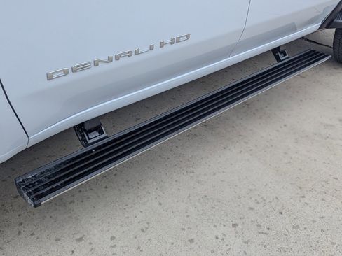 New 2026 GMC Sierra 3500 Denali Ultimate image 12