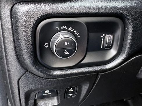 Used 2020 RAM 1500 Rebel AWD/4WD image 32