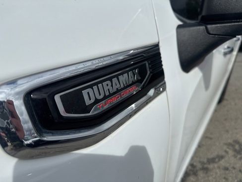 Used 2023 GMC Sierra 1500 SLT w/ SLT Premium Package image 7