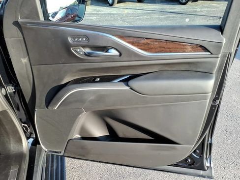 Used 2023 Cadillac Escalade Premium Luxury Platinum w/ LPO, Floor Liner Package AWD/4WD image 26