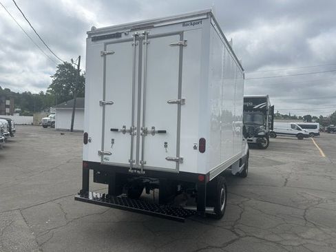 Used 2024 Ford Transit 350 image 5