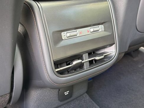New 2026 Lincoln Nautilus Reserve AWD/4WD image 23