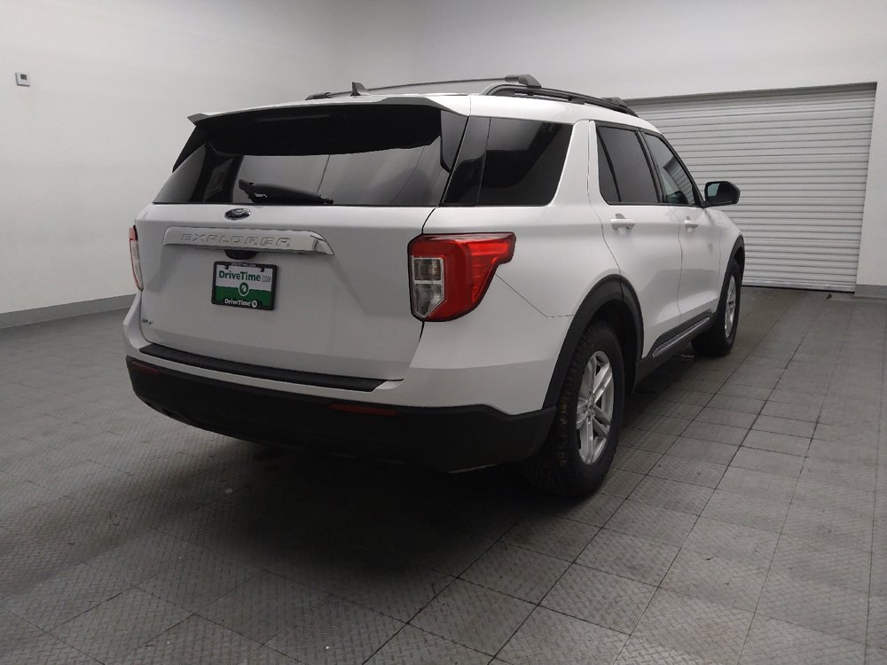 Used 2021 Ford Explorer XLT RWD image 9
