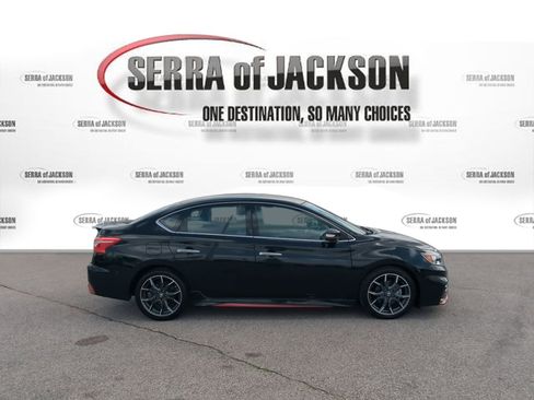 Used 2017 Nissan Sentra NISMO w/ NISMO Premium Package image 9