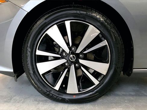 Certified 2022 Nissan Altima 2.5 SV image 8