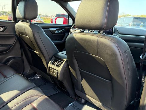 Used 2019 Chevrolet Blazer RS w/ Sun and Wheels Package FWD image 40