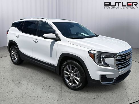 Certified 2024 GMC Terrain SLT FWD image 8