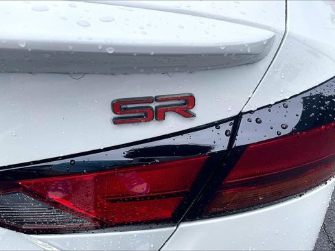 Used 2023 Nissan Altima 2.5 SR w/ SR Premium Package FWD image 7