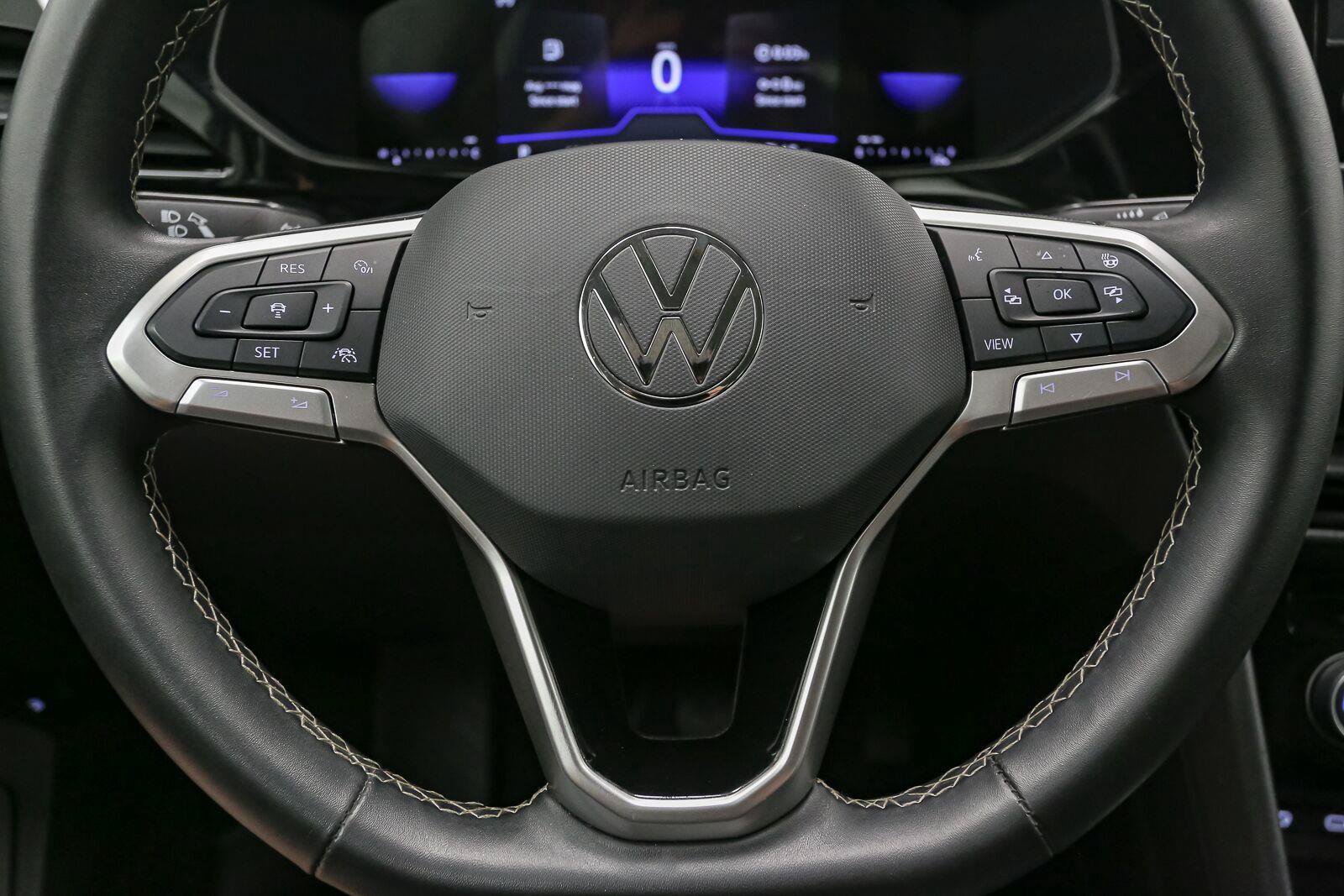 Certified 2024 Volkswagen Taos S AWD/4WD image 35