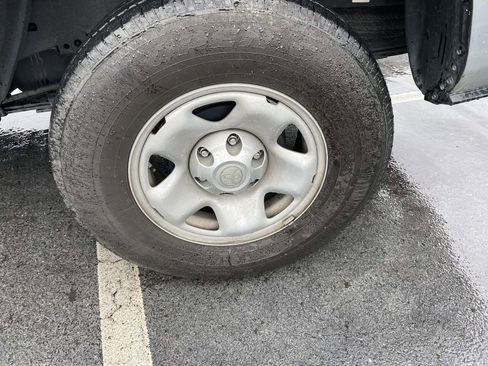 Used 2023 Toyota Tacoma SR w/ SR Convenience Package image 22