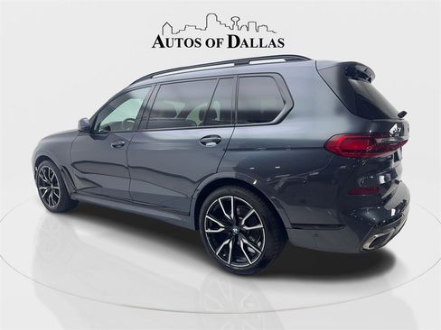 Used 2022 BMW X7 xDrive40i w/ M Sport Package image 9