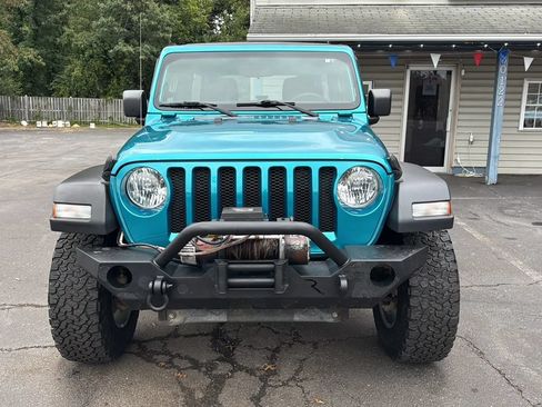 Used 2020 Jeep Wrangler Unlimited Sport AWD/4WD image 3