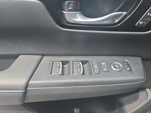 Certified 2025 Honda CR-V EX-L image 27