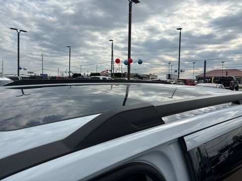 Used 2025 Ford Expedition Active image 38