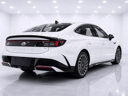 Used 2025 Hyundai Sonata SEL FWD image 5