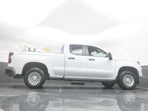 New 2026 Chevrolet Silverado 1500 W/T image 31