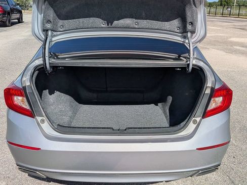 Used 2019 Honda Accord Sport image 29