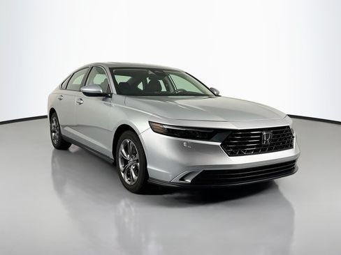 Certified 2024 Honda Accord EX image 3