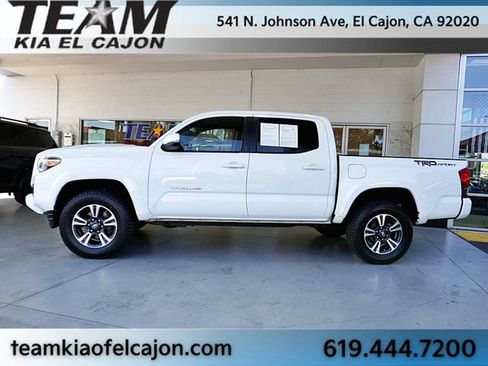Used 2016 Toyota Tacoma TRD Sport w/ Towing Package RWD image 6
