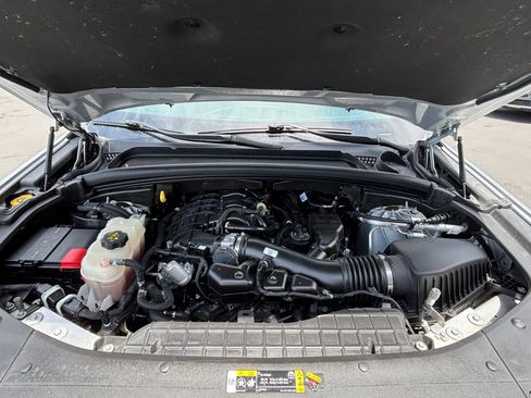 Used 2022 Jeep Grand Cherokee Limited AWD/4WD image 27
