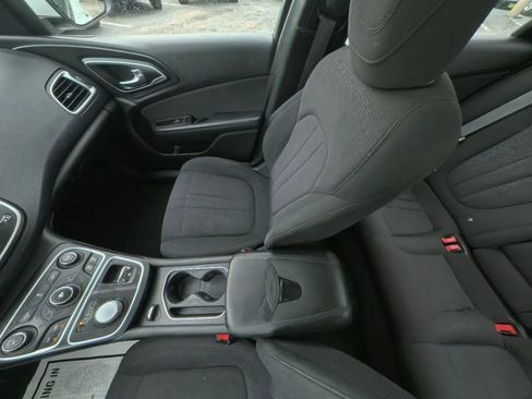 Used 2015 Chrysler 200 Limited w/ Convenience Group FWD image 25