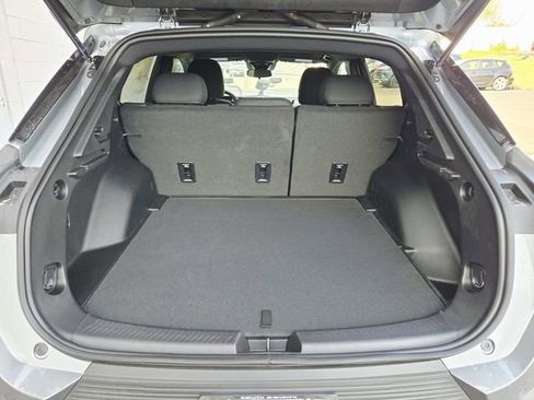 New 2026 Chevrolet Equinox EV LT image 10