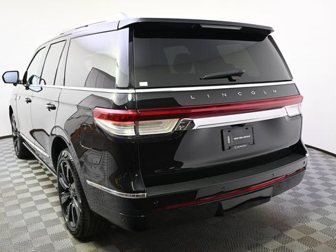 Used 2024 Lincoln Navigator Reserve w/ Equipment Group 201A AWD/4WD image 4
