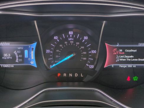 Used 2018 Ford Fusion Titanium image 37