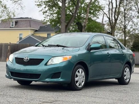 Used 2010 Toyota Corolla S FWD image 1