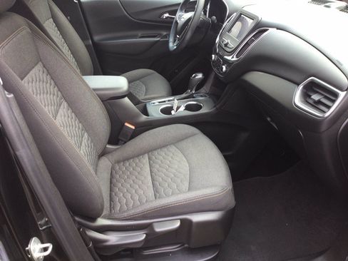 Used 2020 Chevrolet Equinox LT AWD/4WD image 23