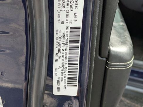 Used 2014 Jeep Grand Cherokee Limited w/ Luxury Group II image 19