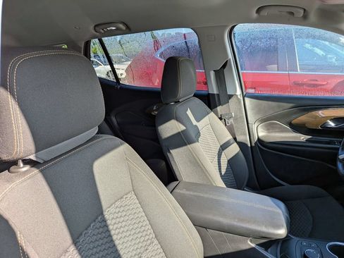 Used 2021 GMC Terrain SLE w/ Driver Convenience Package FWD image 28