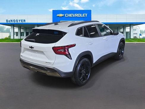New 2026 Chevrolet Trax ACTIV w/ Driver Confidence Package FWD image 7