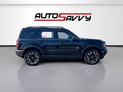 Used 2023 Ford Bronco Sport Outer Banks w/ Tech Package image 8