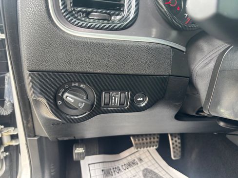 Used 2021 Dodge Charger R/T w/ Blacktop Package image 31