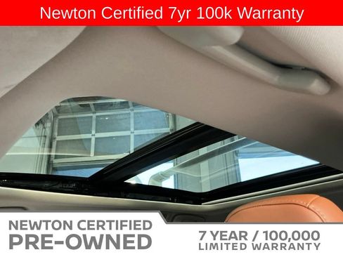 Used 2025 Nissan Pathfinder Platinum FWD image 10