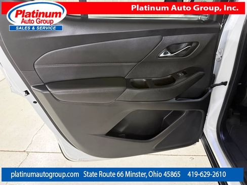 Used 2020 Chevrolet Traverse RS w/ LPO, Floor Liner Package AWD/4WD image 33