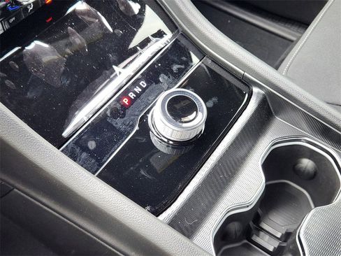 New 2025 Jeep Grand Cherokee Laredo image 15